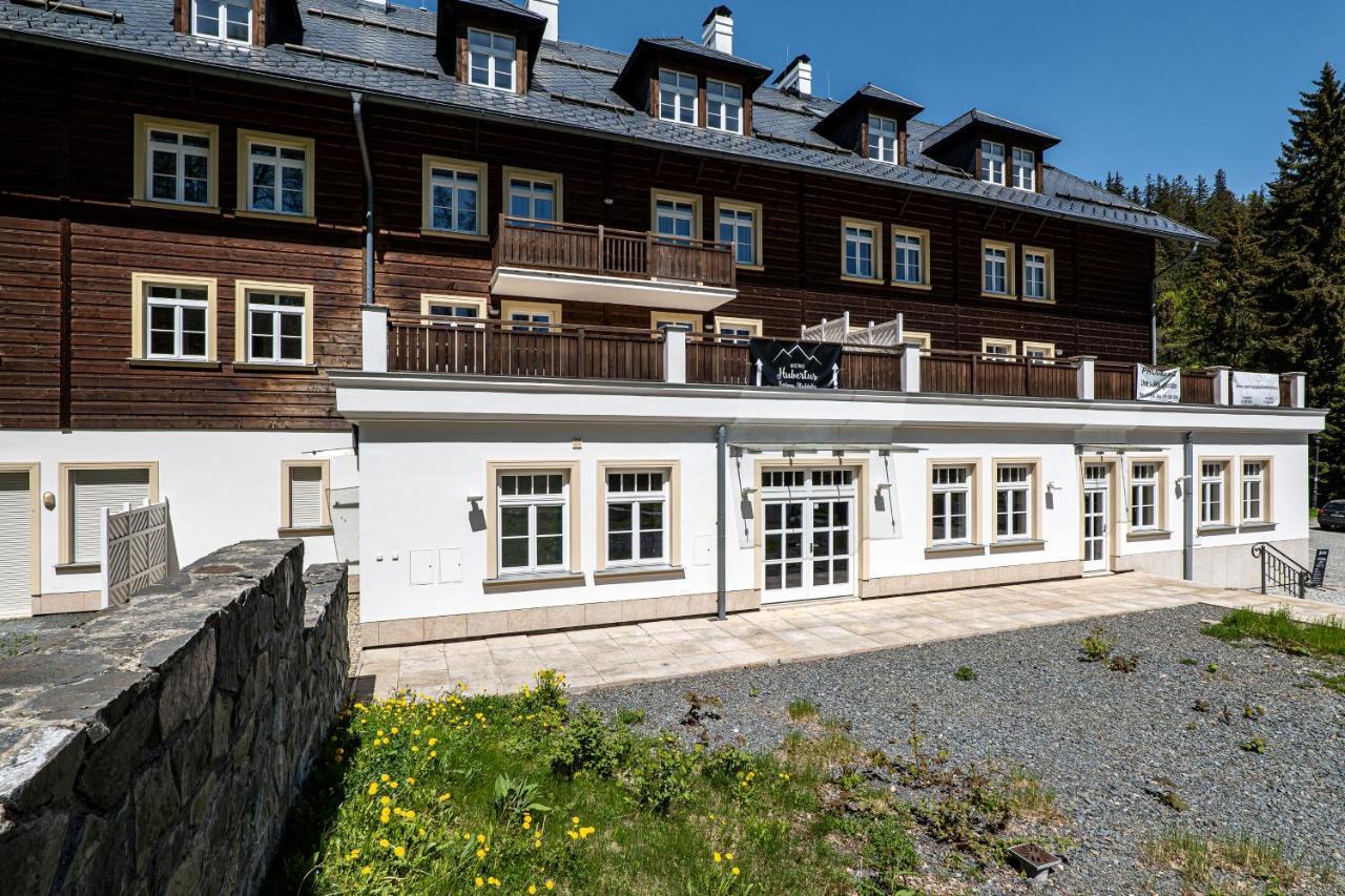 Aparthotel Hubertus Karlova Studánka Exterior foto