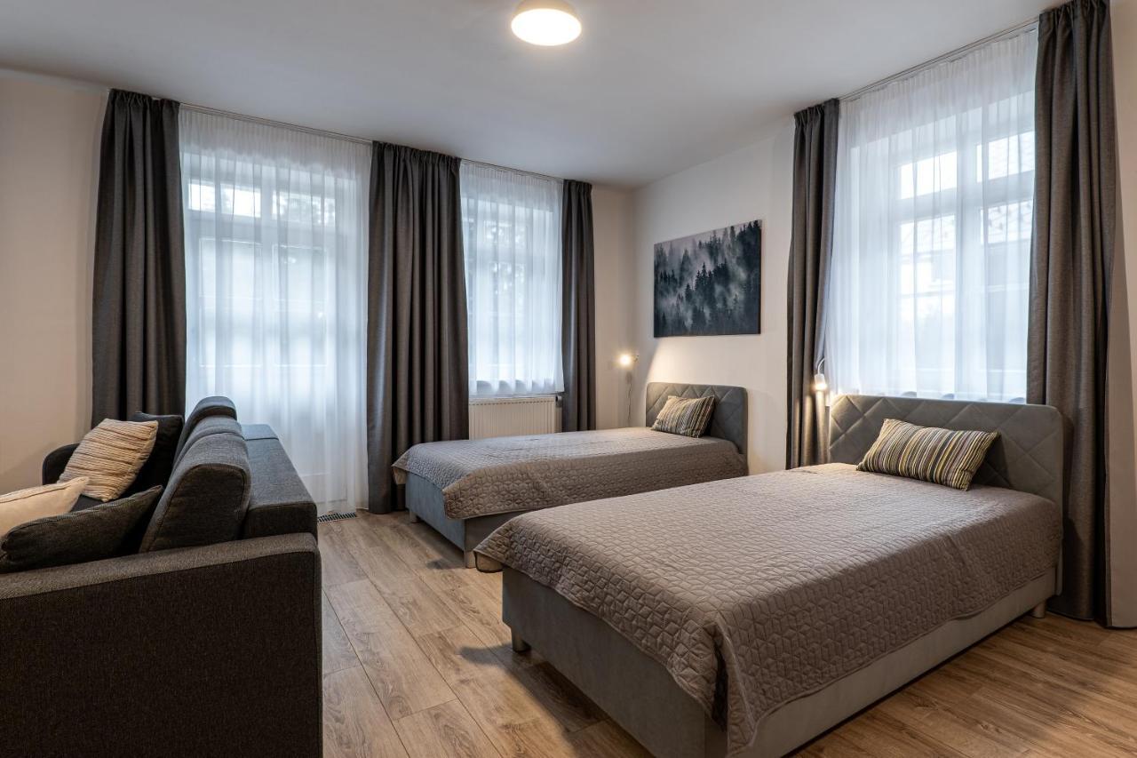 Aparthotel Hubertus Karlova Studánka Exterior foto